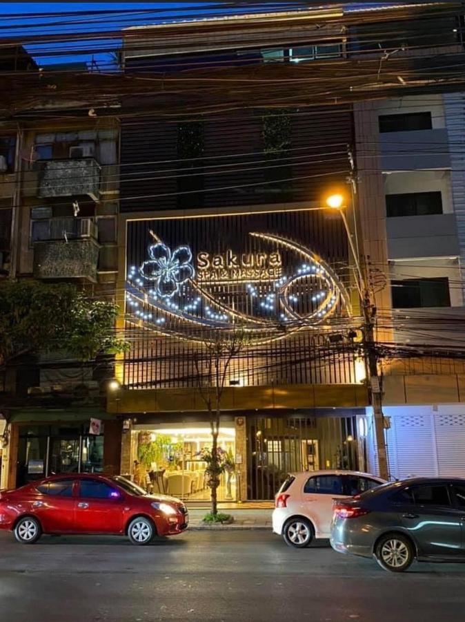 Nato House Ekkamai Aparthotel Bangkok Exterior photo